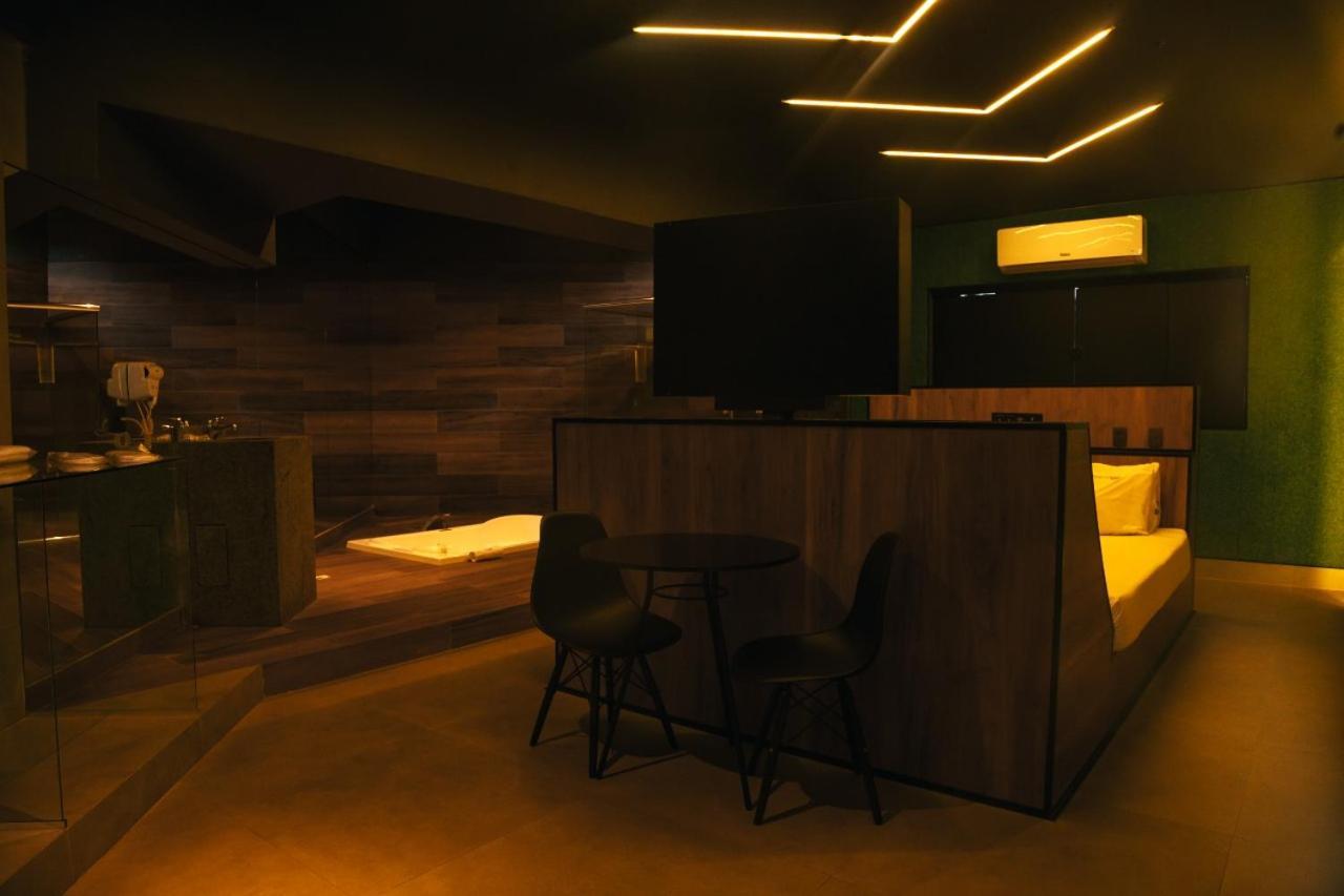 Motel Platinum Лондрина Экстерьер фото